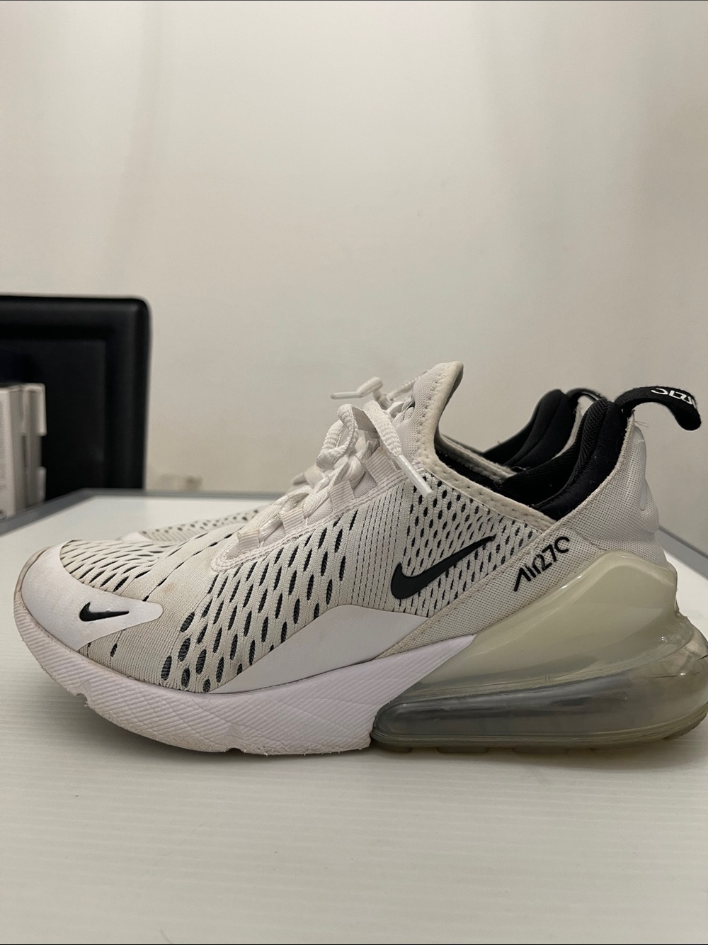 Nike Air Max 270 White with Black Accents Sneakers Women’s Size 8